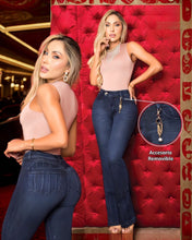 Cargar imagen en el visor de la galería, Jeans Colombianos Bota Ancha – REF 3821