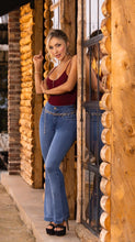 Cargar imagen en el visor de la galería, Jeans A3 Luxury 8214
