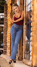 Cargar imagen en el visor de la galería, Jeans A3 Luxury 8214
