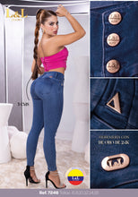 Cargar imagen en el visor de la galería, JEANS LUXURY LEVANTA GLUTEO REF.7246
