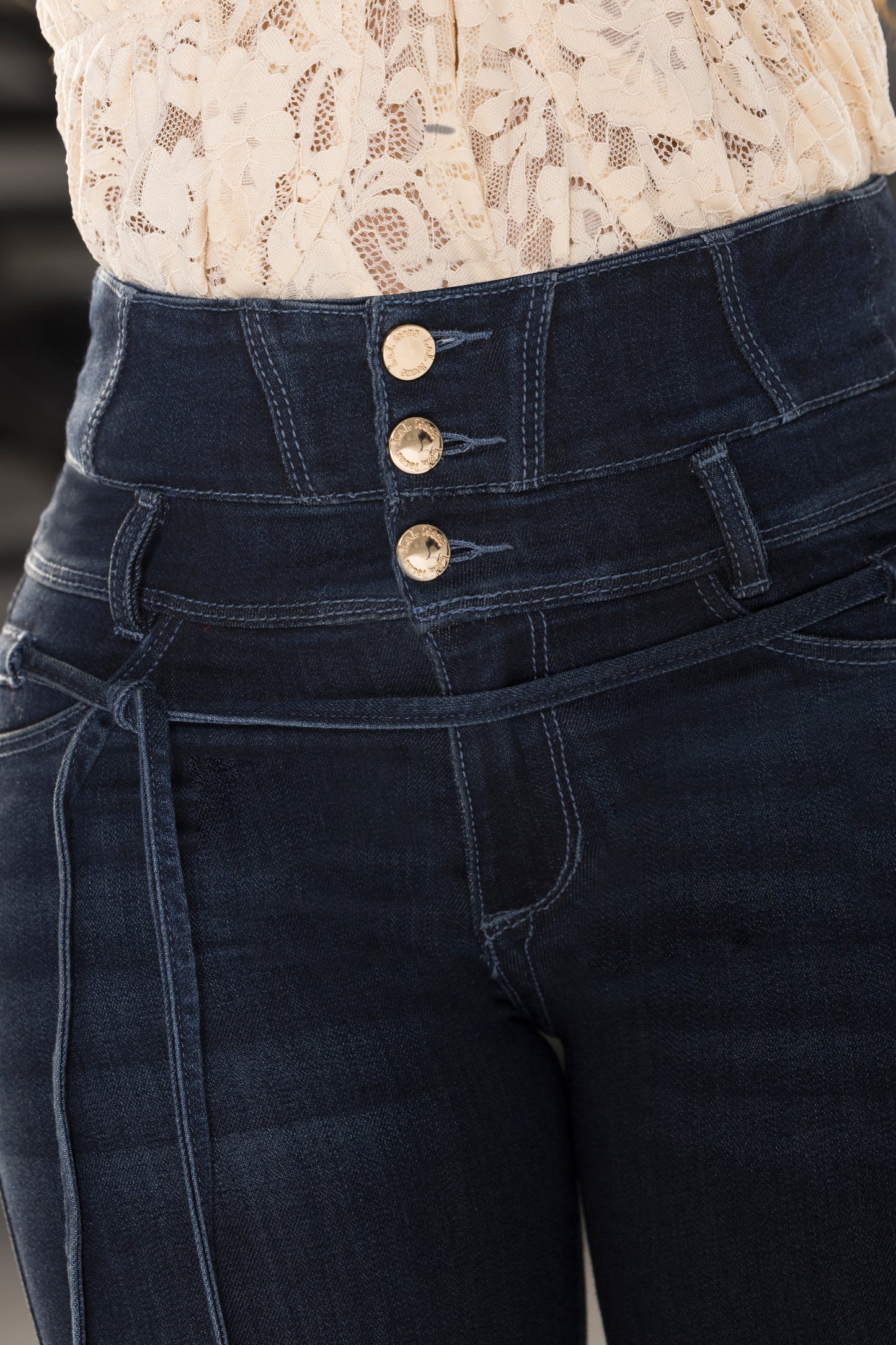 Jeans Colombianos Campana – Levanta Glúteo 5 cm