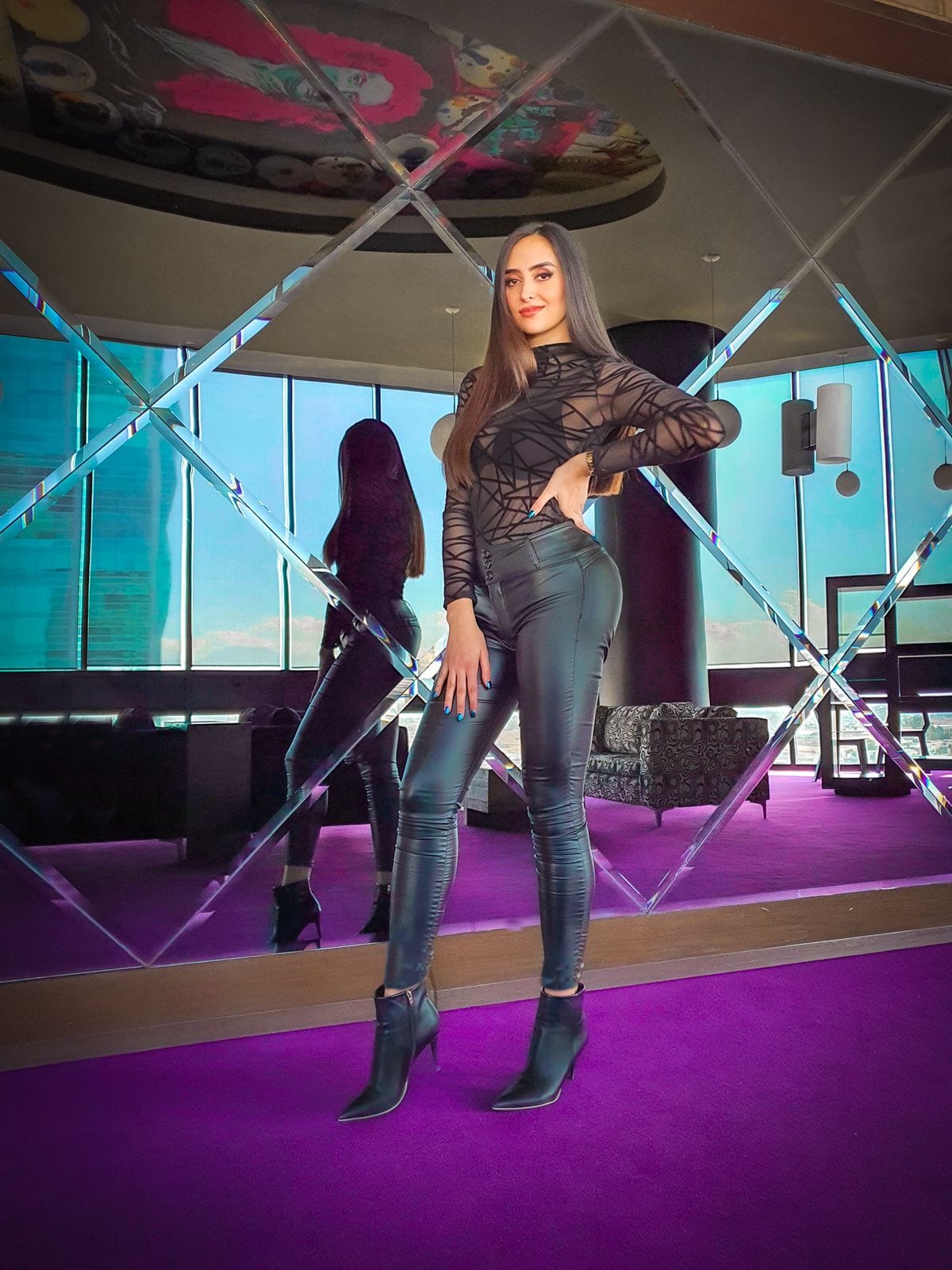 JEANS EFECTO CUERO CORTE COLOMBIANO